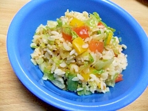 ダイエットにも♪野菜たっぷりレタス炒飯